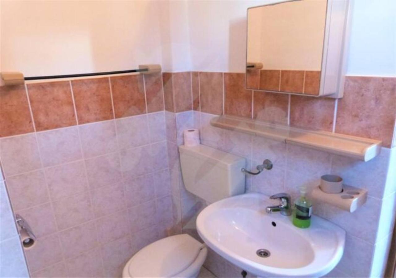 Gama Apartment Vir Luaran gambar