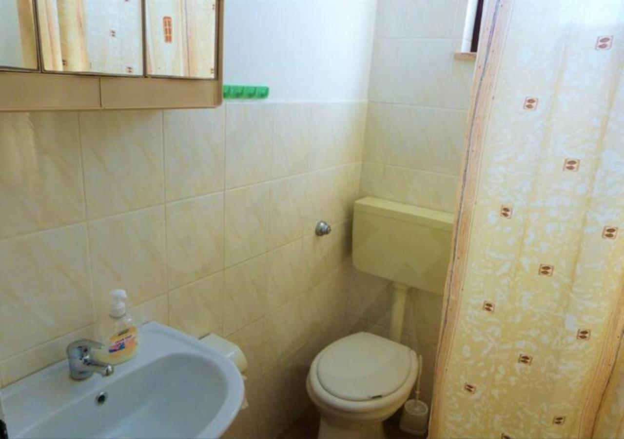 Gama Apartment Vir Luaran gambar